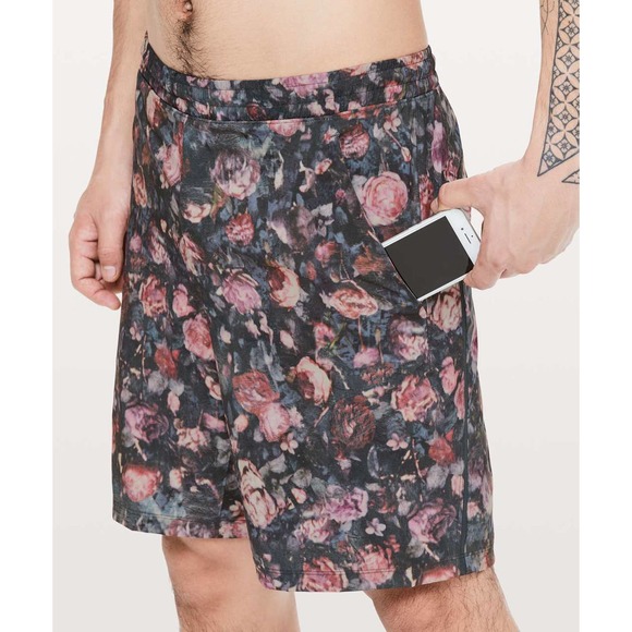 Lululemon Pace Breaker 9" Shorts Athletic Lined Frosted Rose Men's Medium H13865 - Picture 4 of 12